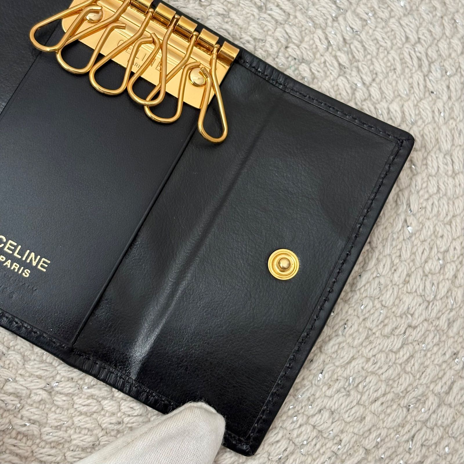 箱付き】【極美品】 セリーヌ 6連キーケース ブラック系 ブラック系