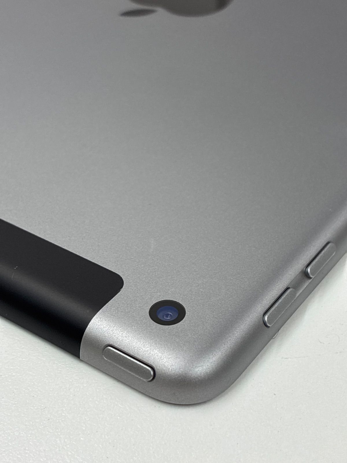 ジャンク／業者向け】Apple iPad 第6世代 Cellular 32GB スペース