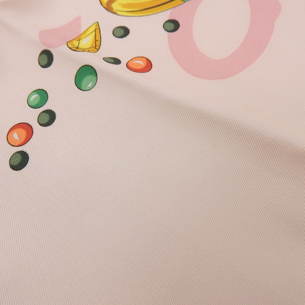 未使用Cartier カルティエ パンサー宝石 シルク大判スカーフ イタリア製 Cartierのフリマアイテム一覧 未使用Cartier カルティエ パンサー宝石