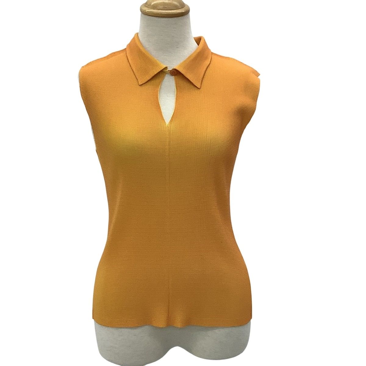 希少極美品！ISSEY MIYAKE　プリーツカットソー　Mサイズ　オレンジ PLEATS PLEASE ISSEY MIYAKE（オレンジ/橙色系）のフリマアイテム一覧