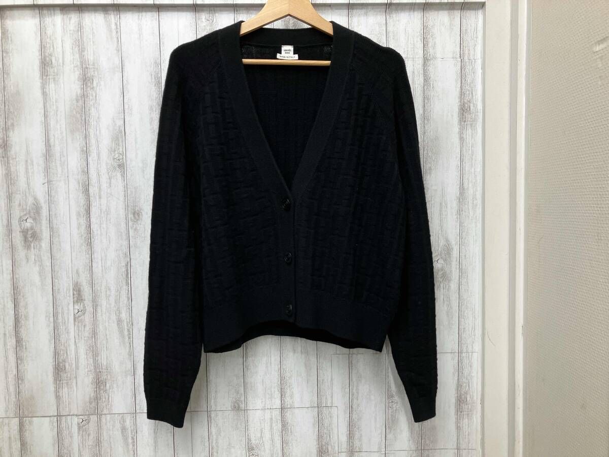 Hermesエルメスプレタレディースカーディガンロゴ金ボタン極美品セリエボタン Hermesエルメスプレタレディースカーディガンロゴ金ボタン極美品セリエ