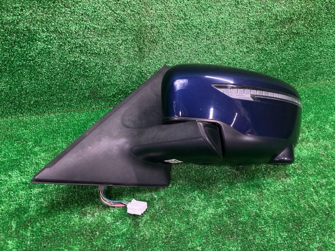 セレナ GNC27 左サイドミラー・ドアミラー X 4WD 8人 ムラカミ G835