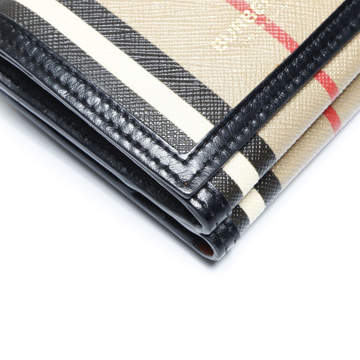 ・未使用BURBERRYバーバリー　レザー×PVC 三つ折り財布　ノバチェック BURBERRY バーバリー 三つ折り財布 PVC ノバチェック【中古】 - メルカリ