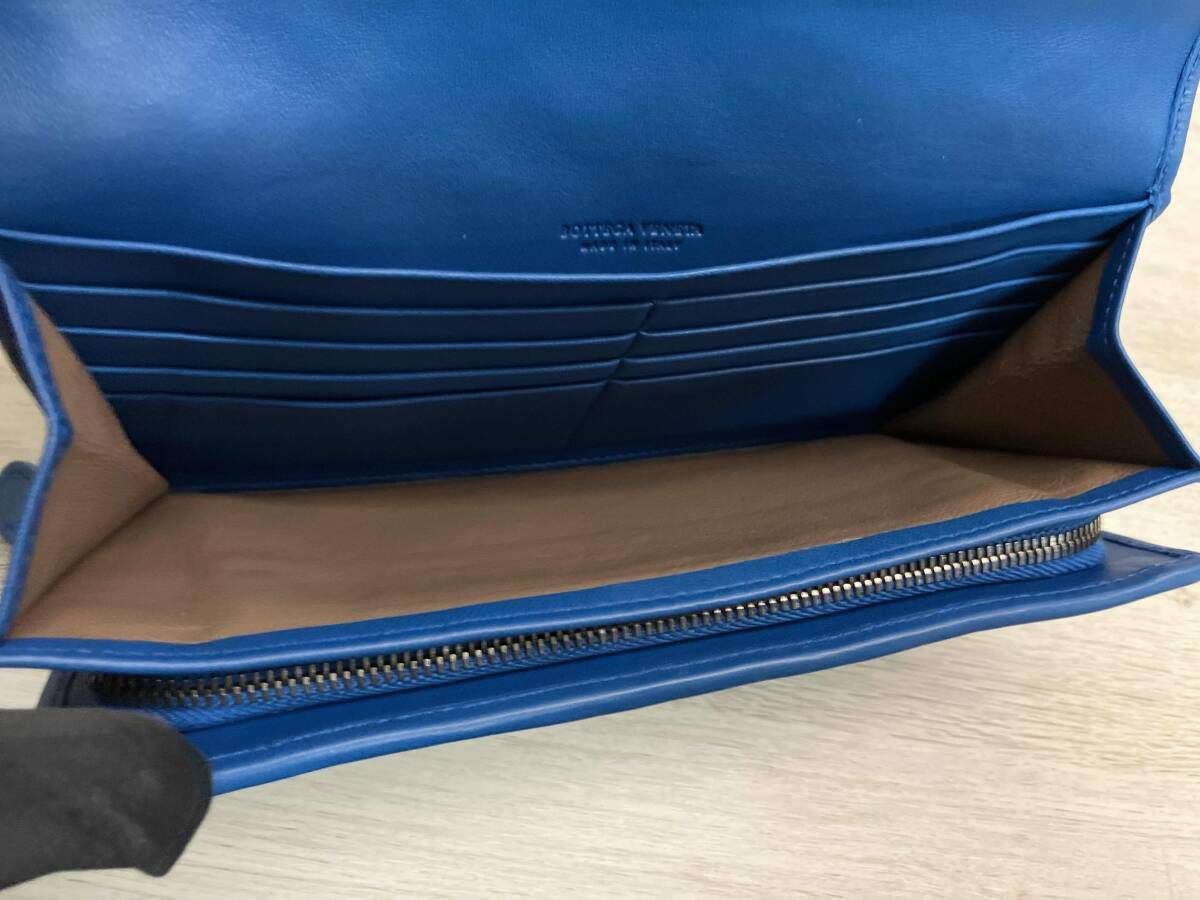 BOTTEGA VENETA イントレチャートアイヤーズ フラップ長財布