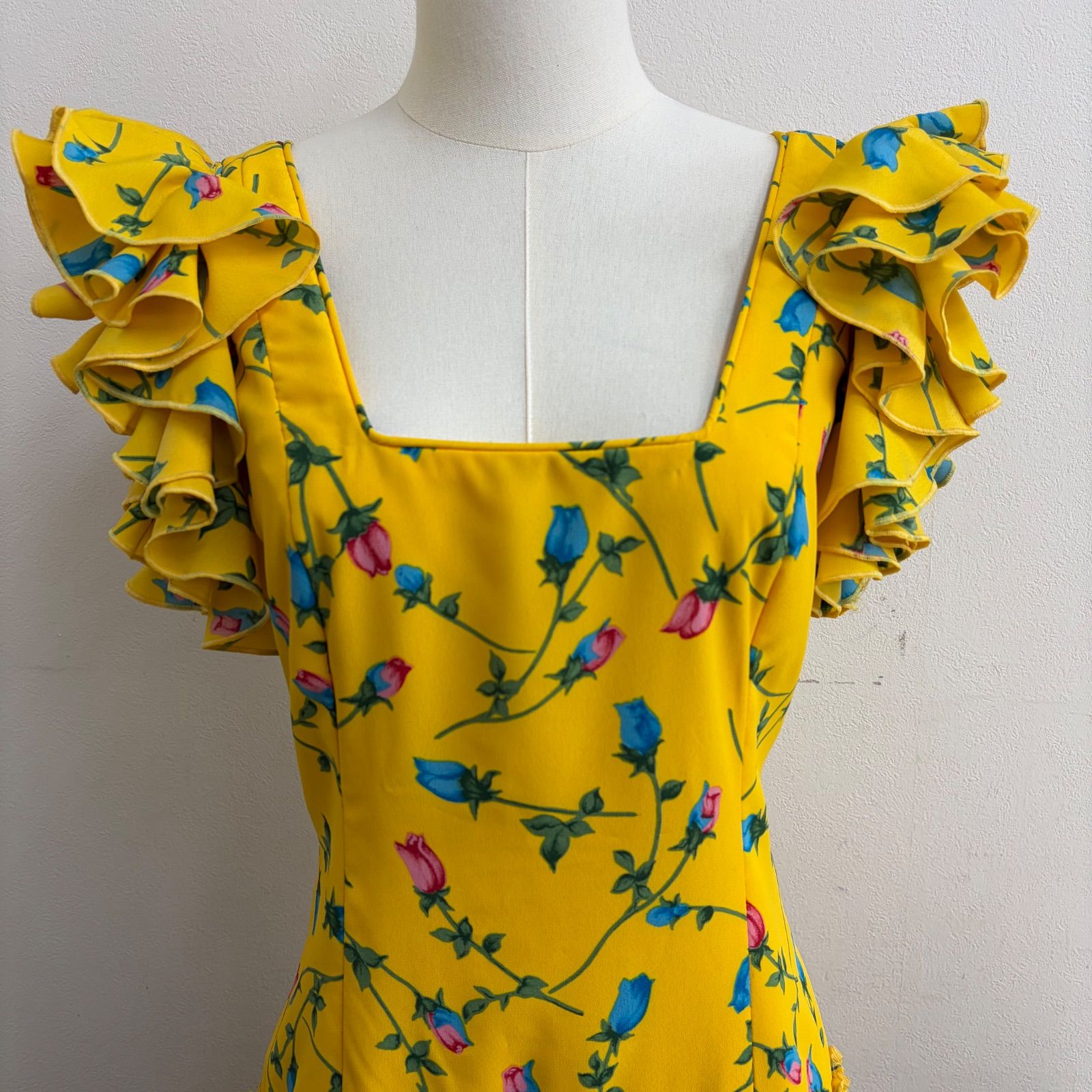 Creaciones ROAL S. L.】フラメンコ衣装 ドレス ワンピース イエロー