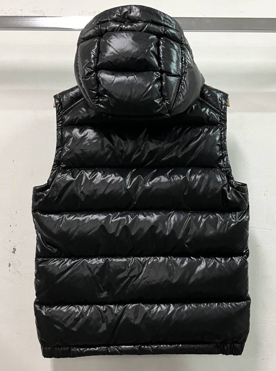 MONCLER モンクレールLACET GILET DOWN BEST ラセットジレダウンベスト
