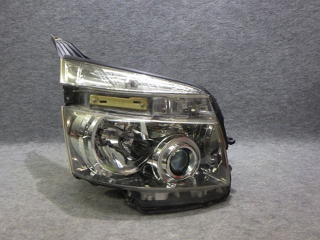 ヴォクシー ZRR70 ZRR75W HID 左右セット ヘッドライト バラスト