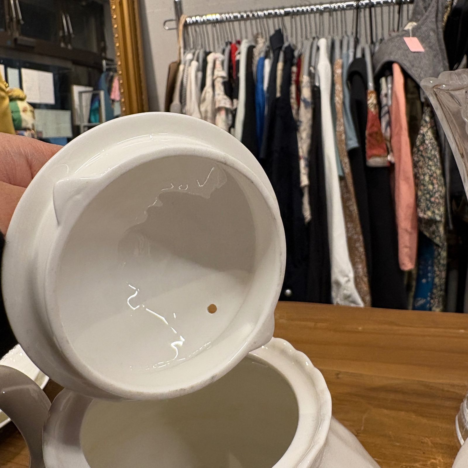  併売品 廃盤 WEDGWOOD ウェッジウッド キャンドル ライト ティーポット ホワイト 白 シロ 紅茶 Tea Pot White 可愛い ティーポット コーヒー ティーカップ