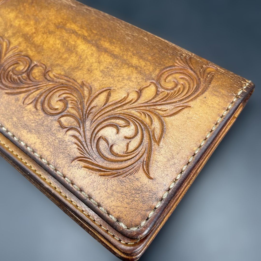 FUNNY ウォレットジュニア フェザーカット カービング ファニー Wallet