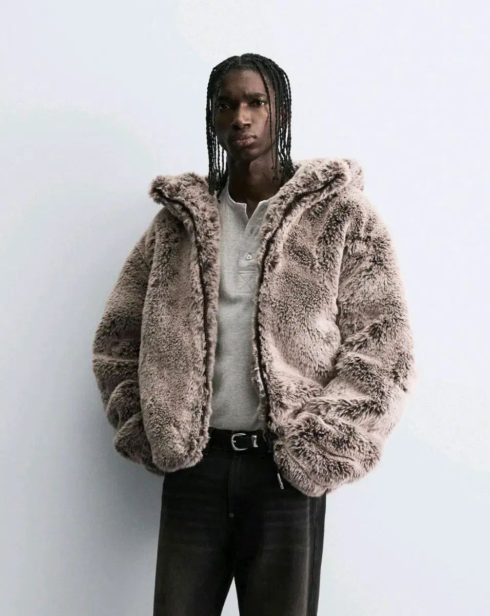 遠藤さま専用　ZARA ザラ　アウター　ジャケット　XL ZARA ザラ ファー アウター ジャケット XLサイズ タグ付き新品 商品