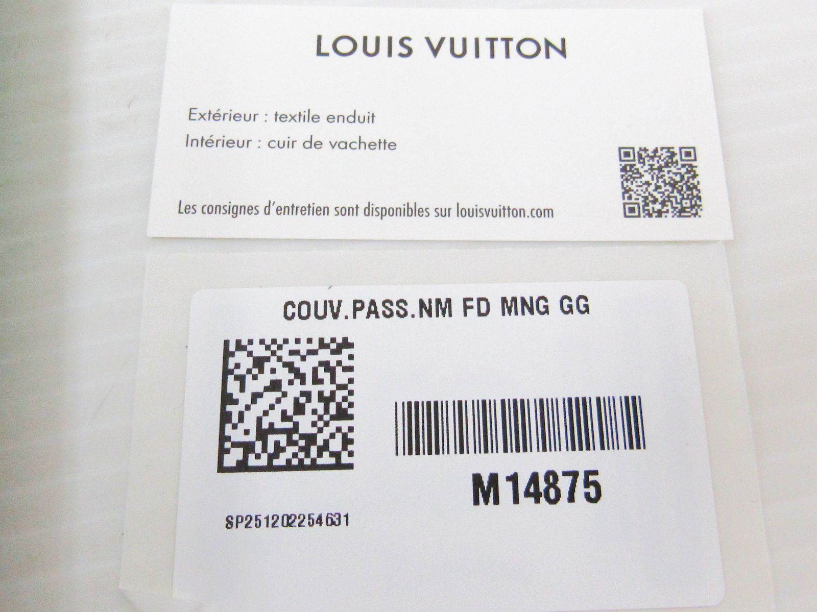 新品未使用】Louis Vuitton ルイ・ヴィトン パスポートケース M14875