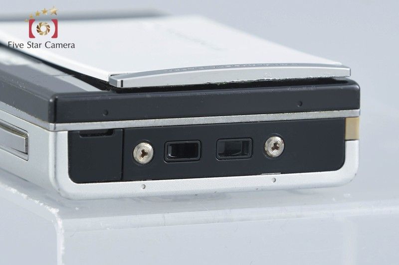 フジフィルム finepix z100fd ホワイト＆ブラック(中古品) 中古