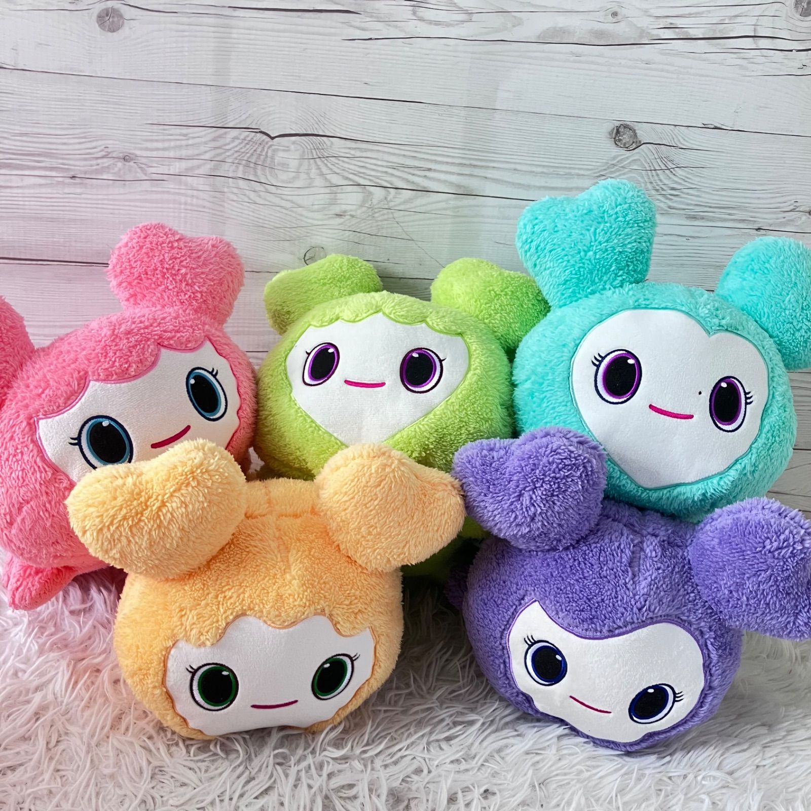 美品 TWICE LOVELYS 8点セット ぬいぐるみパペット GIGO ふわもこ 美品 TWICE LOVELYS 8点セット ぬいぐるみパペット GIGO ふわもこ