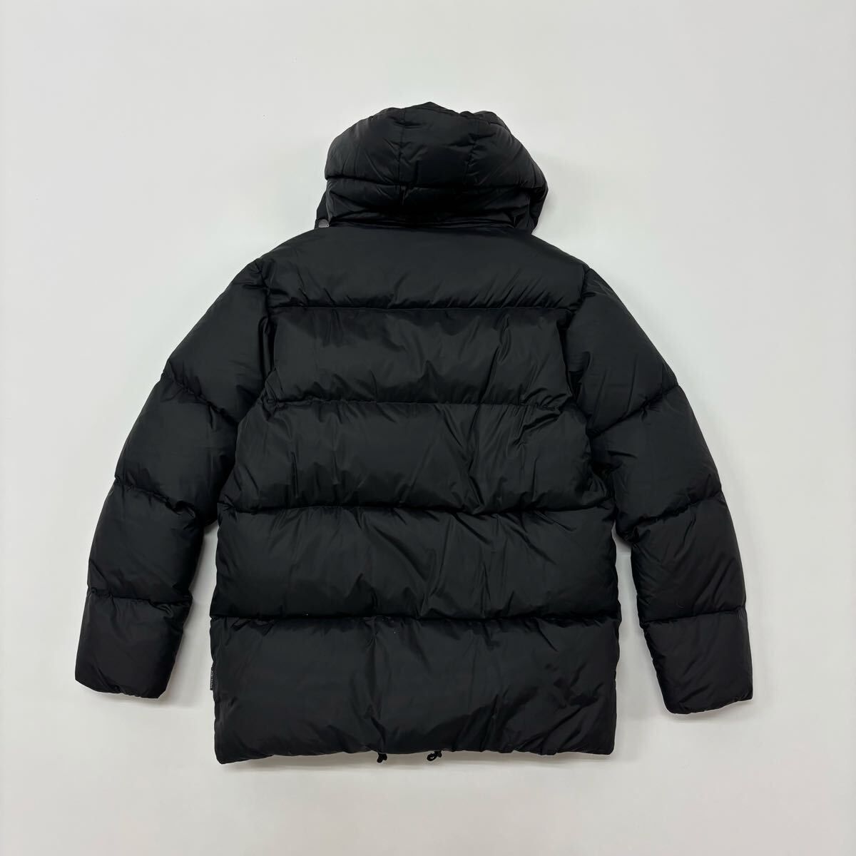 DUVETICA デュベティカ NEKKARDUE ダウン ジャケット BLACK ブラック