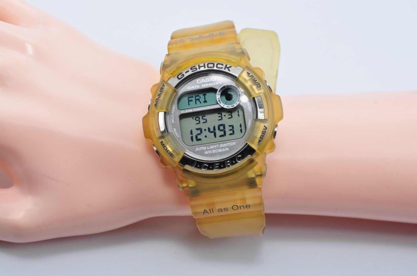 G-SHOCK DW-9000K-9T 98年イルクジ 未使用品☆ G-SHOCK DW-9000K-9T 98