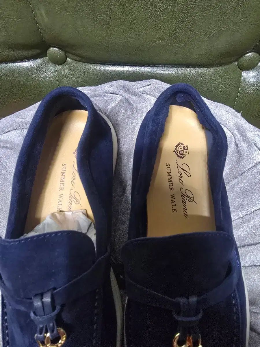 ロロ・ピアーナ サマー スウェード ネイビ ー ローファー 38 (245