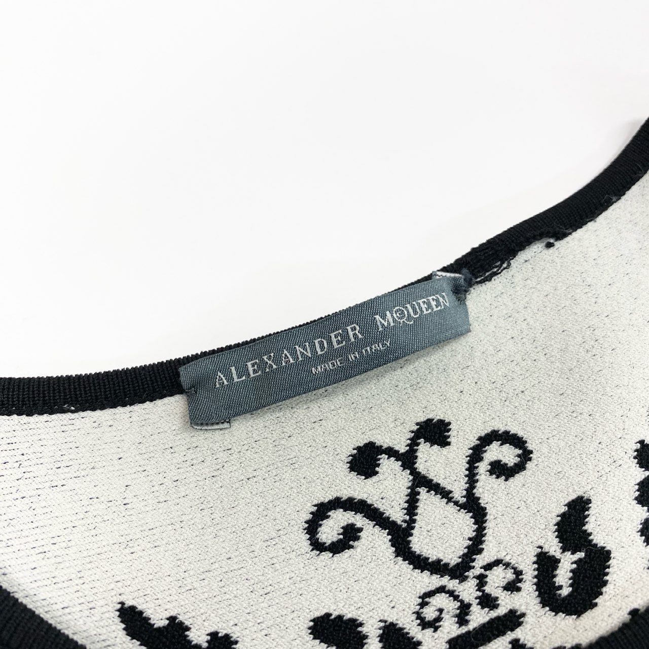 64a23 《美品》 ALEXANDER McQeen アレキサンダーマックイーン 半袖