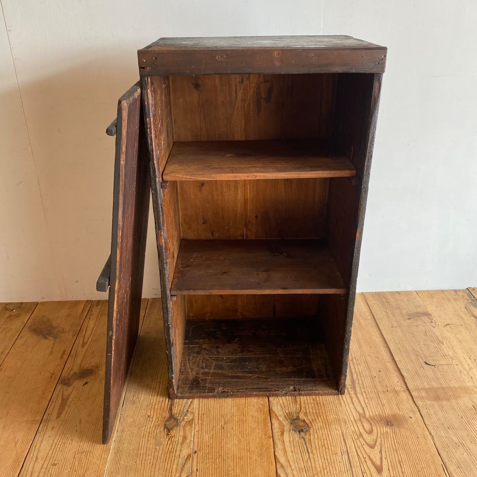 アンティーク 仕切り棚 チェスト 食器棚 本棚 書類棚 無垢材 y550