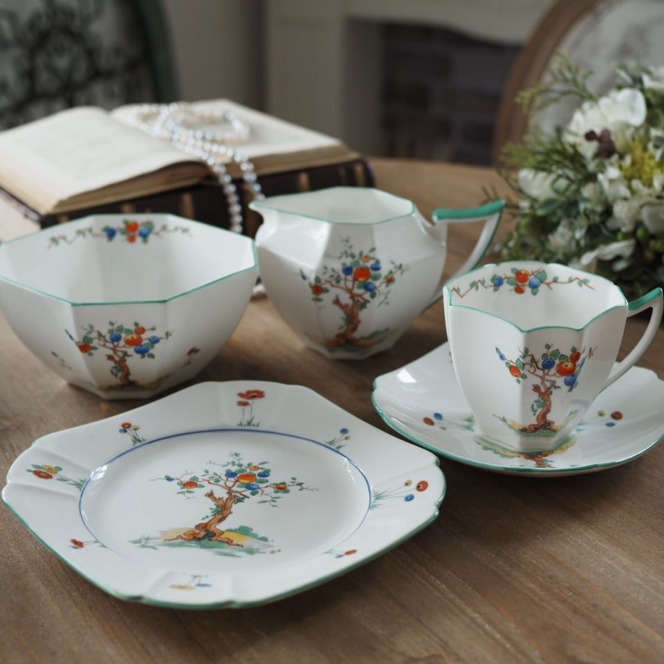 美品】シェリーShelleyクイーンアン クラブツリー クリーマー