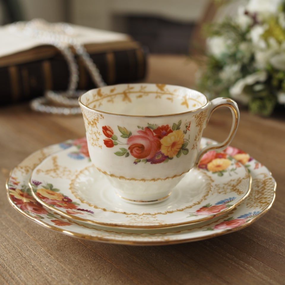 英国アンティーク サミュエルラドフォード 1900年 トリオ カップ