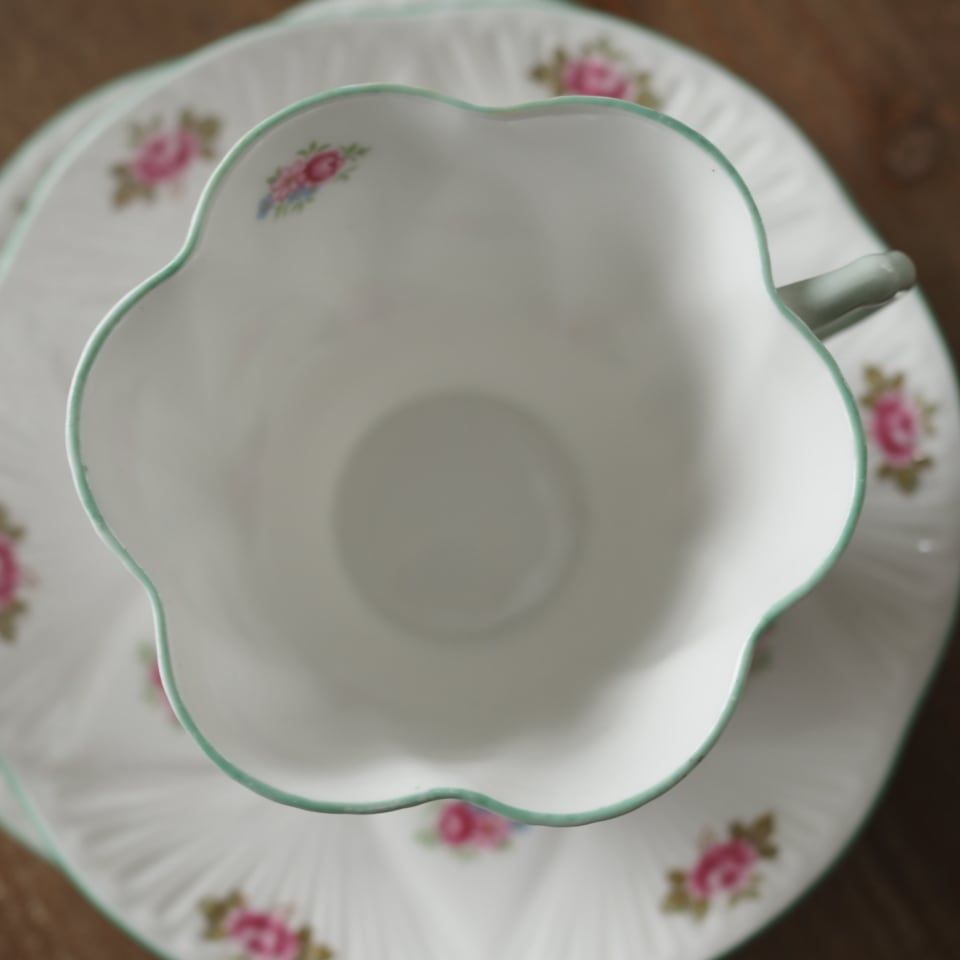 英国シェリーワイルマン ROSEBUD