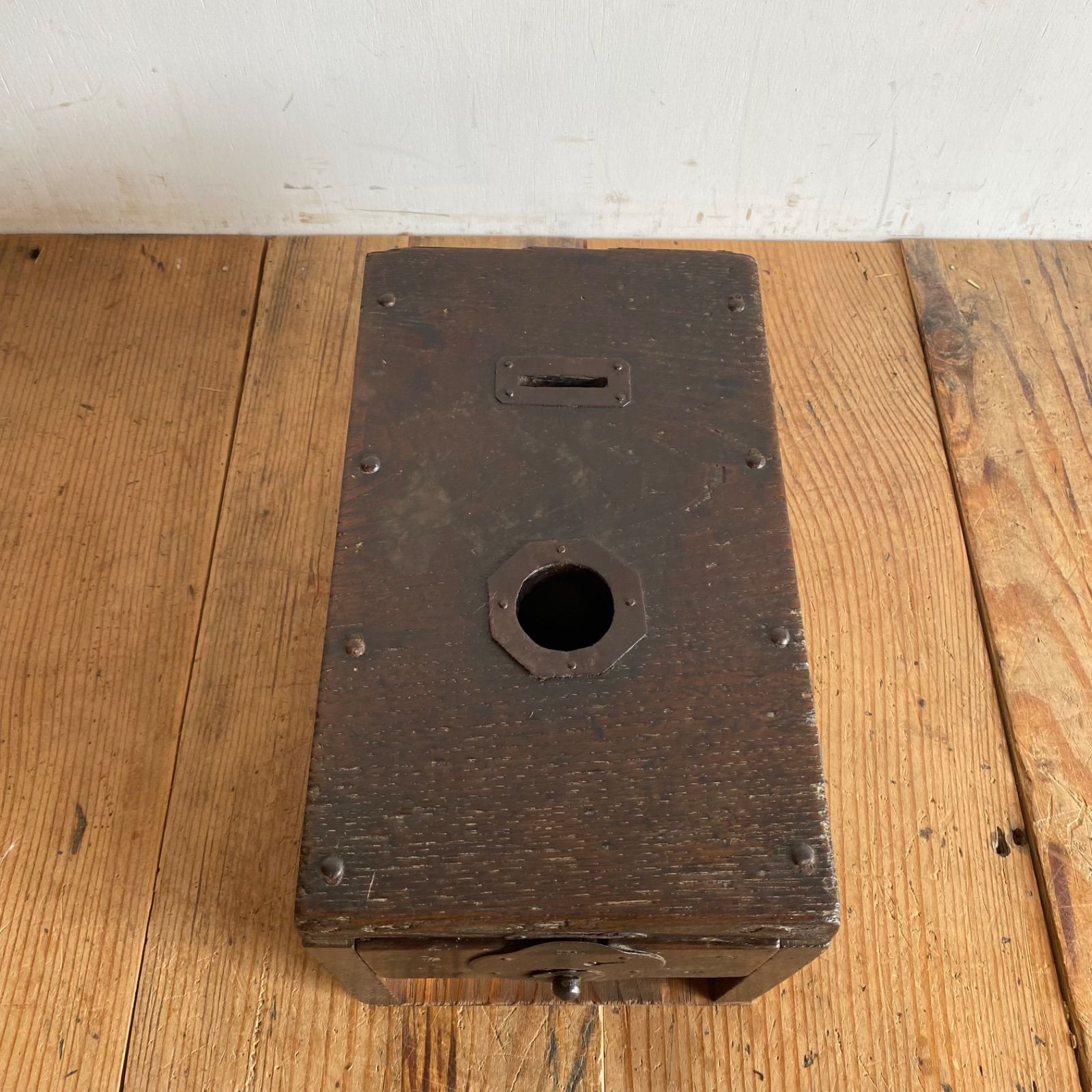 アンティーク 銭箱 貯金箱 銭函 無垢材 骨董 y551 - メルカリ