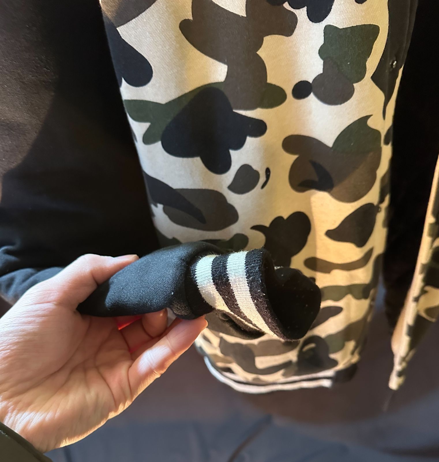 A BATHING APE エイプ カモフラ柄 スタジャン パーカー コットン 中綿