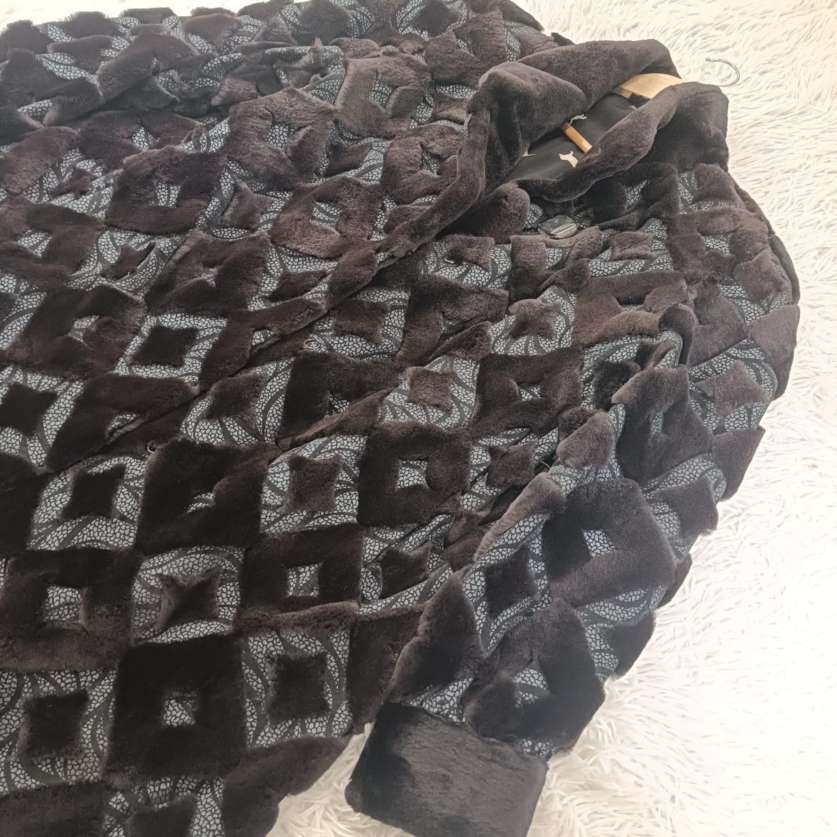 サガミンク シェアードミンク ファーコート ミンクコート 裏地犬柄