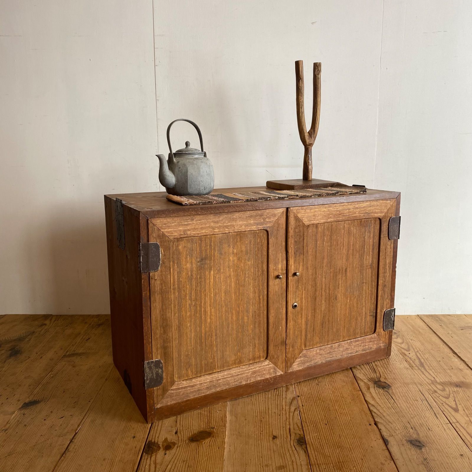 アンティーク チェスト 箪笥 テレビ台 無垢材 昭和レトロ ローボード アンティーク チェスト 箪笥 ローボード ローテーブル テレビ台 昭和