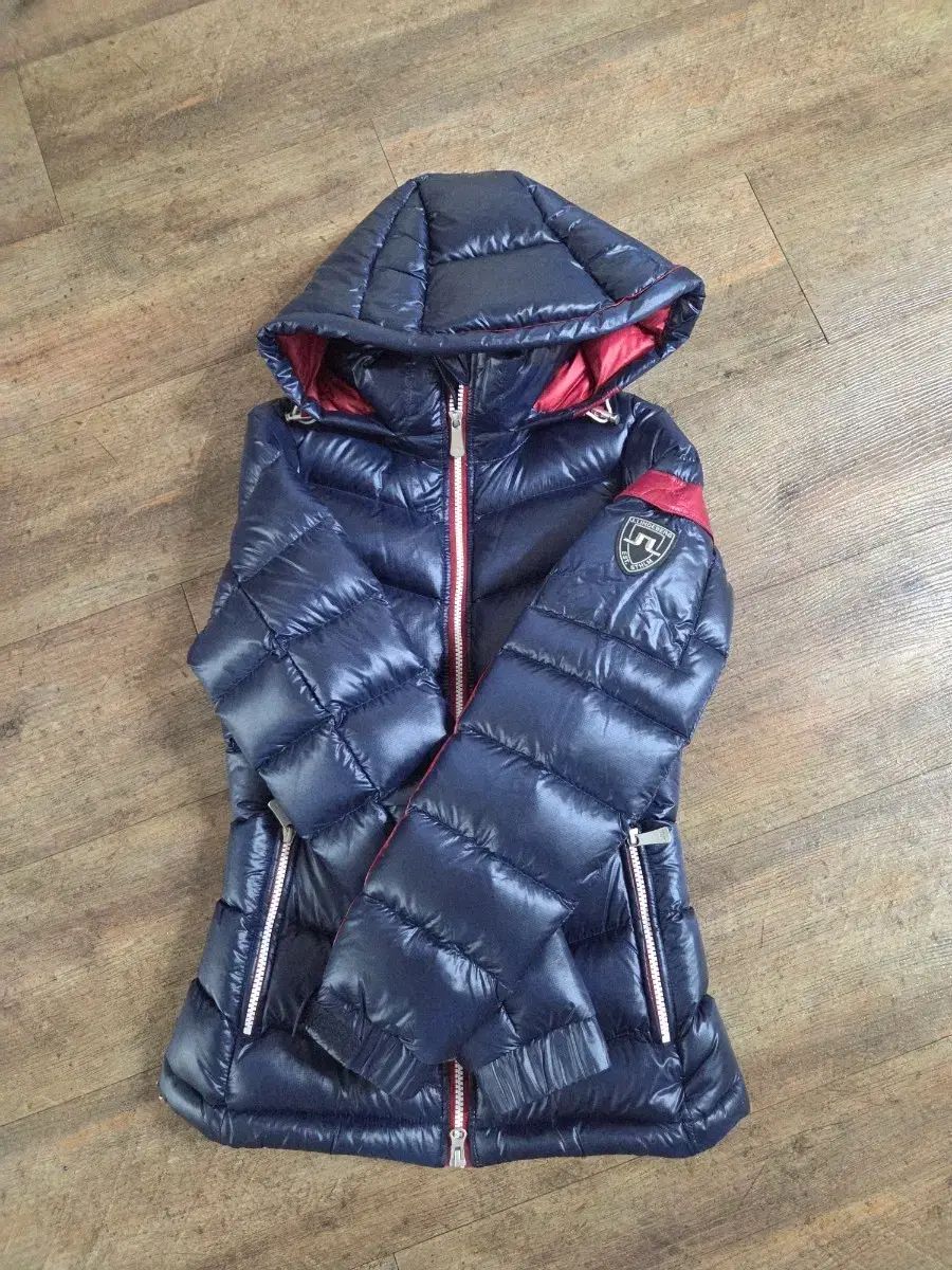 J Lindeberg レディース xs グースダウン 防風 アウター - メルカリ