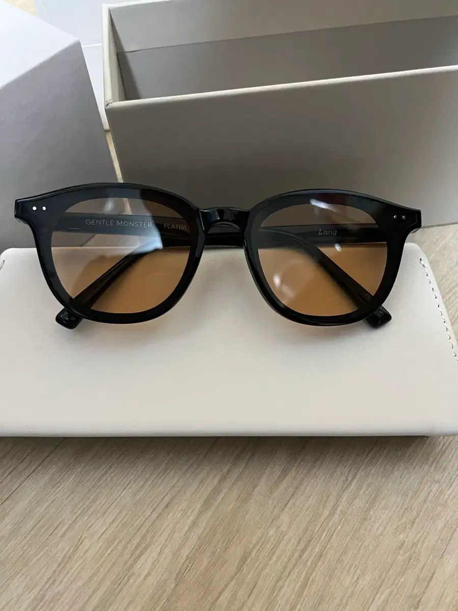 gentle monster サングラス　オレンジ GENTLE MONSTER(ジェントルモンスター) レン 01 オレンジ サングラス