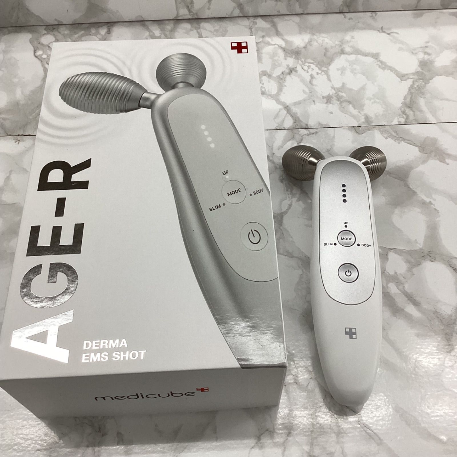 中古・美品】メディキューブ ダーマEMSショット スタンド付き - メルカリ