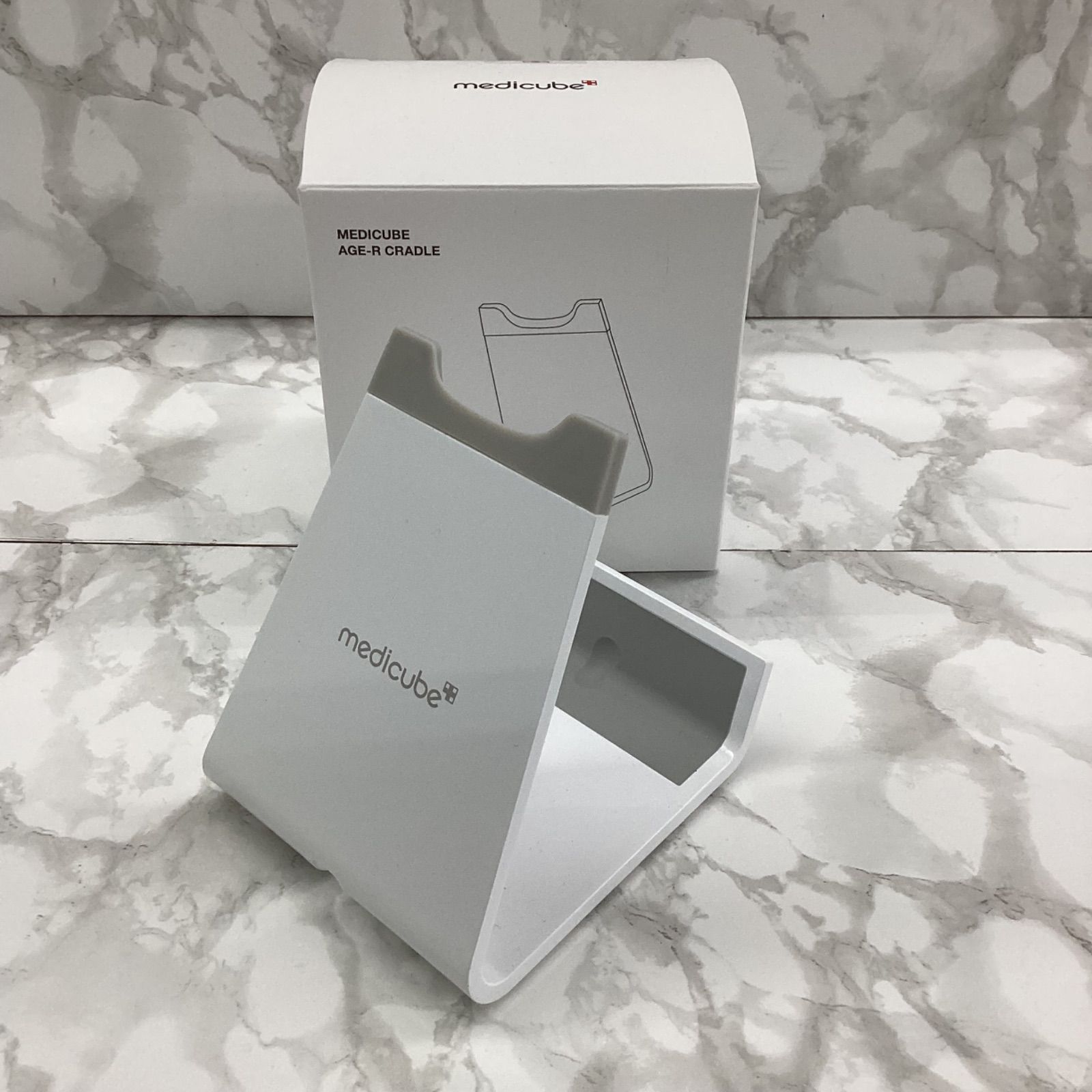 中古・美品】メディキューブ ダーマEMSショット スタンド付き - メルカリ