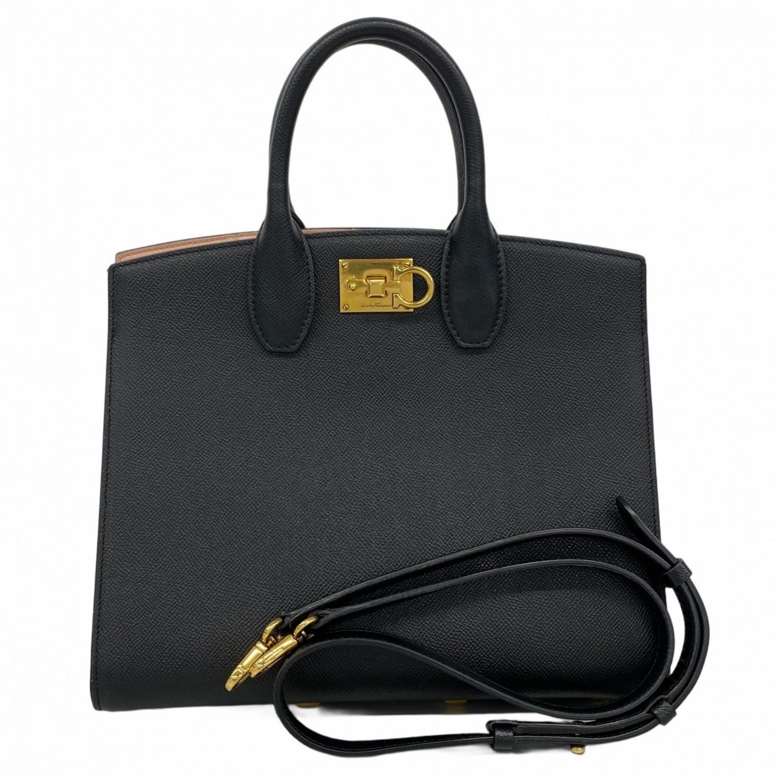 サルヴァトーレ・フェラガモ(Salvatore Ferragamo) サルヴァトーレ