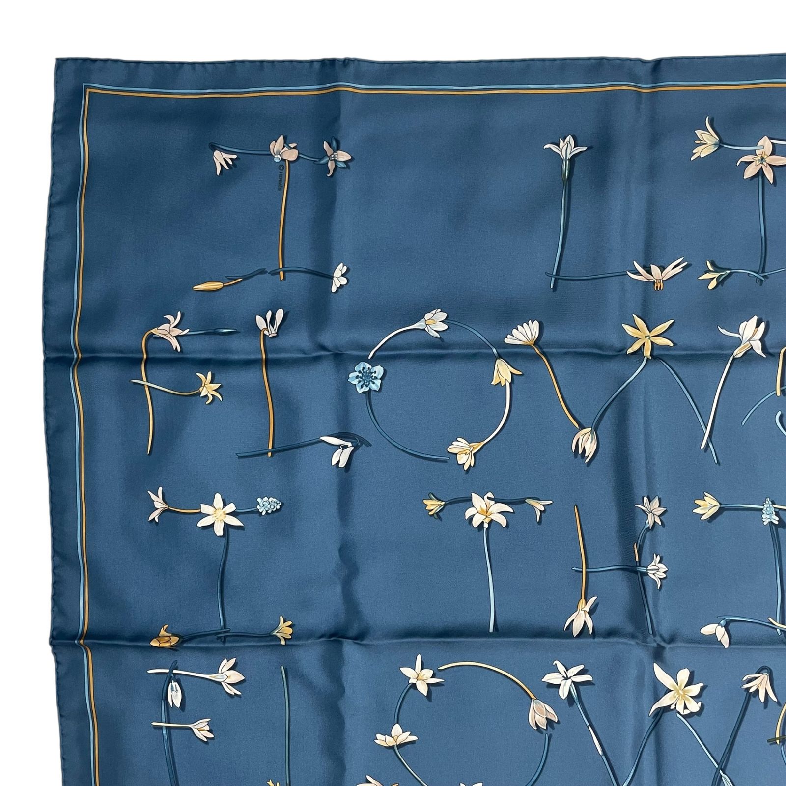 新品同様 HERMES エルメス スカーフ カレ90 シルク100% I LIKE FLOWERS
