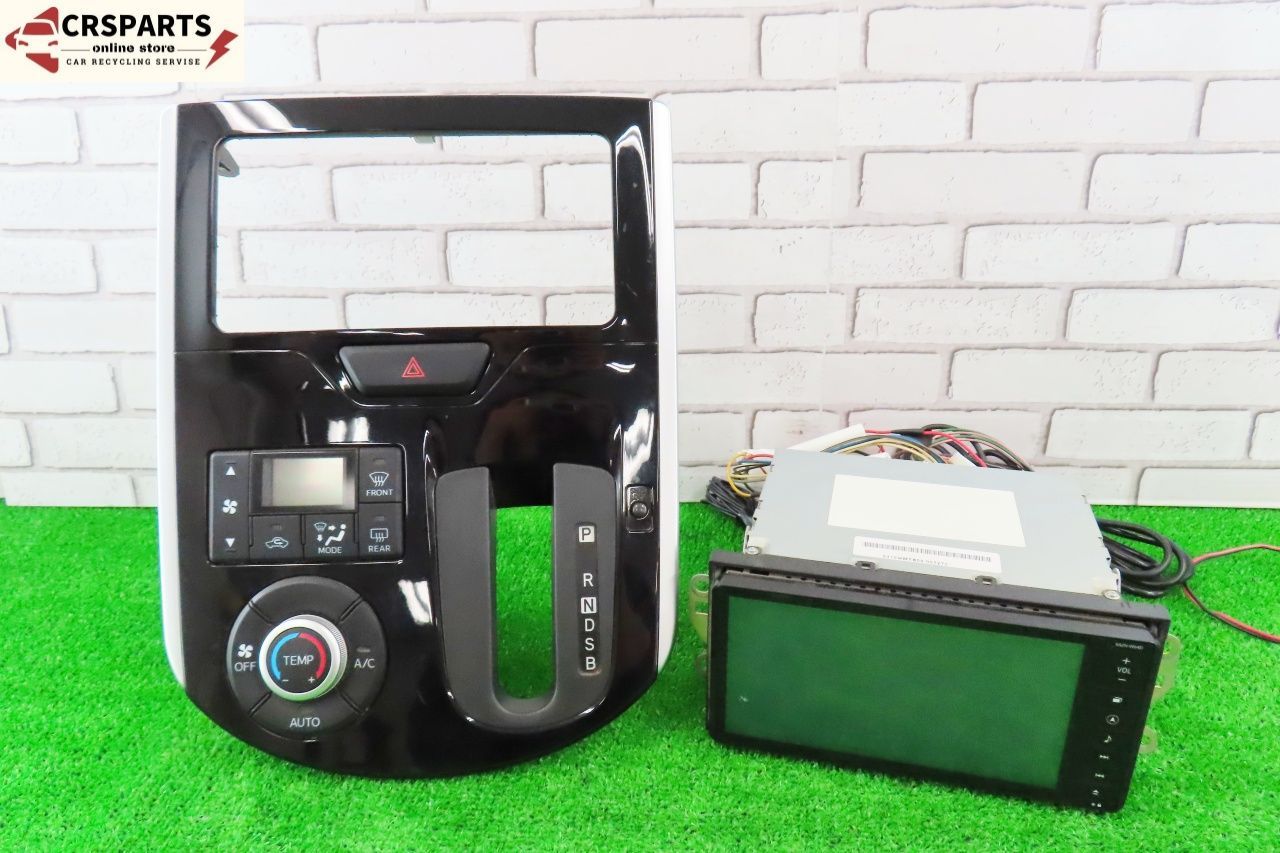 タント LA600S 純正 オーディオパネル × メモリー ナビ [NSZN-W64D