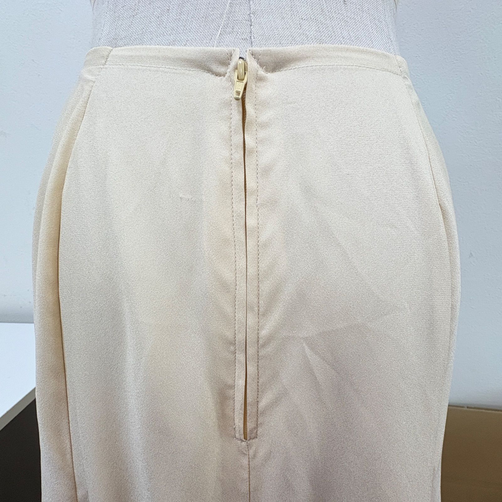 Atelier Prima】フラメンコ衣装 スカート ファルダ ベージュ シンプル