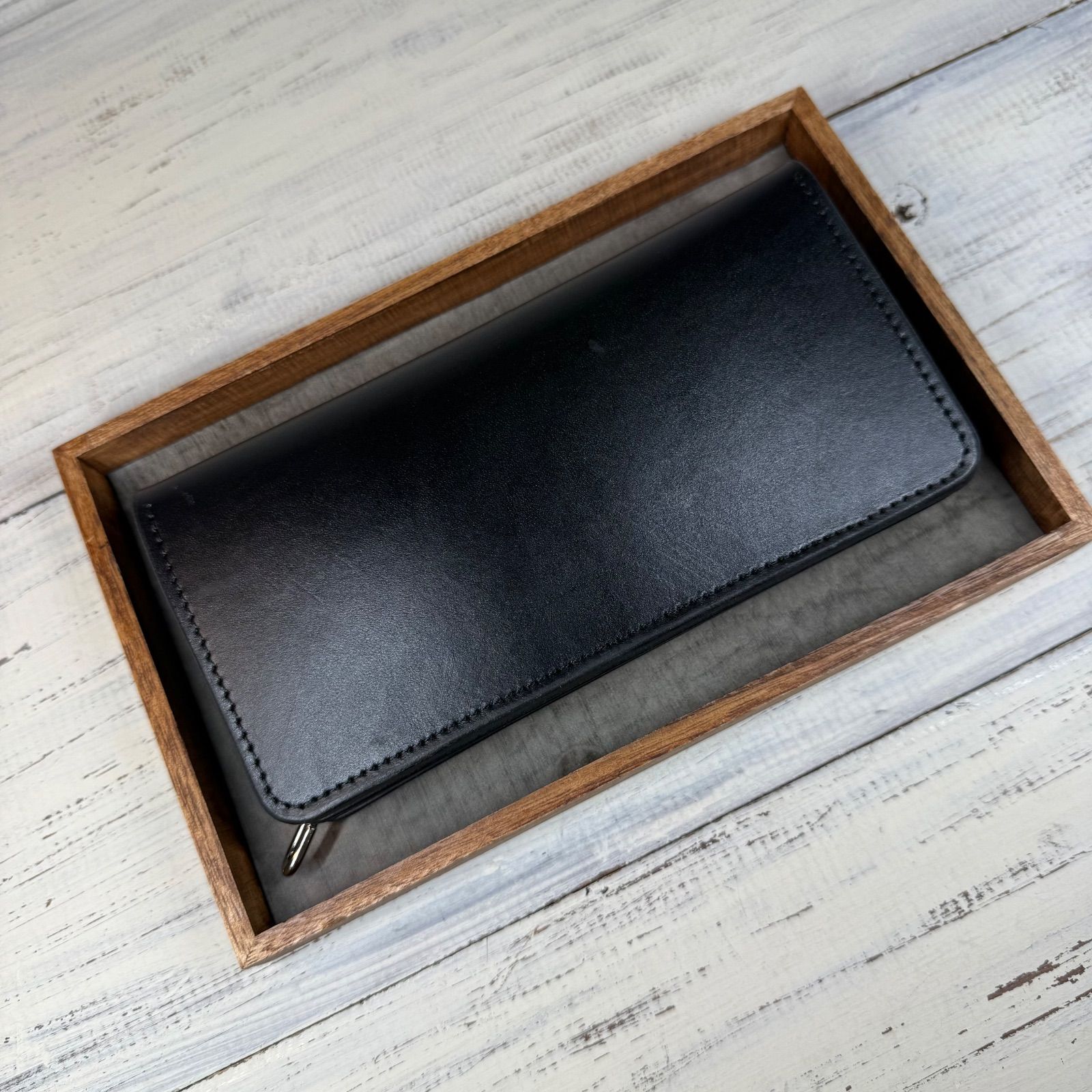 トラッカーウォレット ロング 3層】 ブラック 北米ステア シルバー YKK