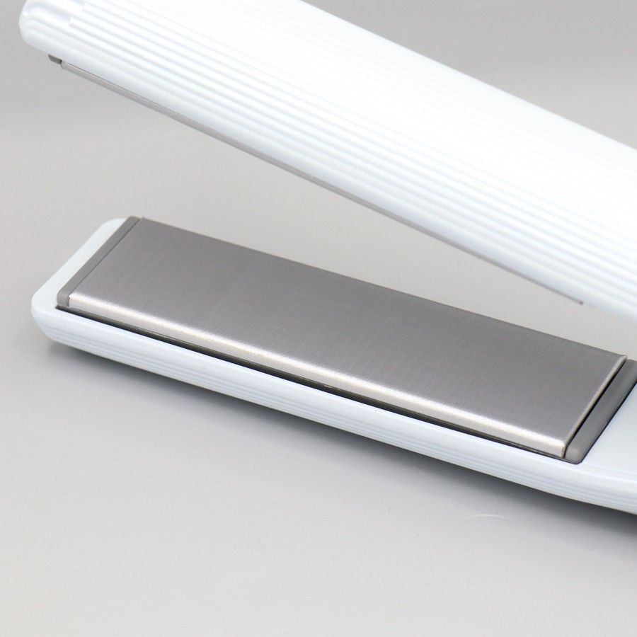 美品】MTG ReFa STRAIGHT IRON PRO RE-AT-02A ホワイト リファ