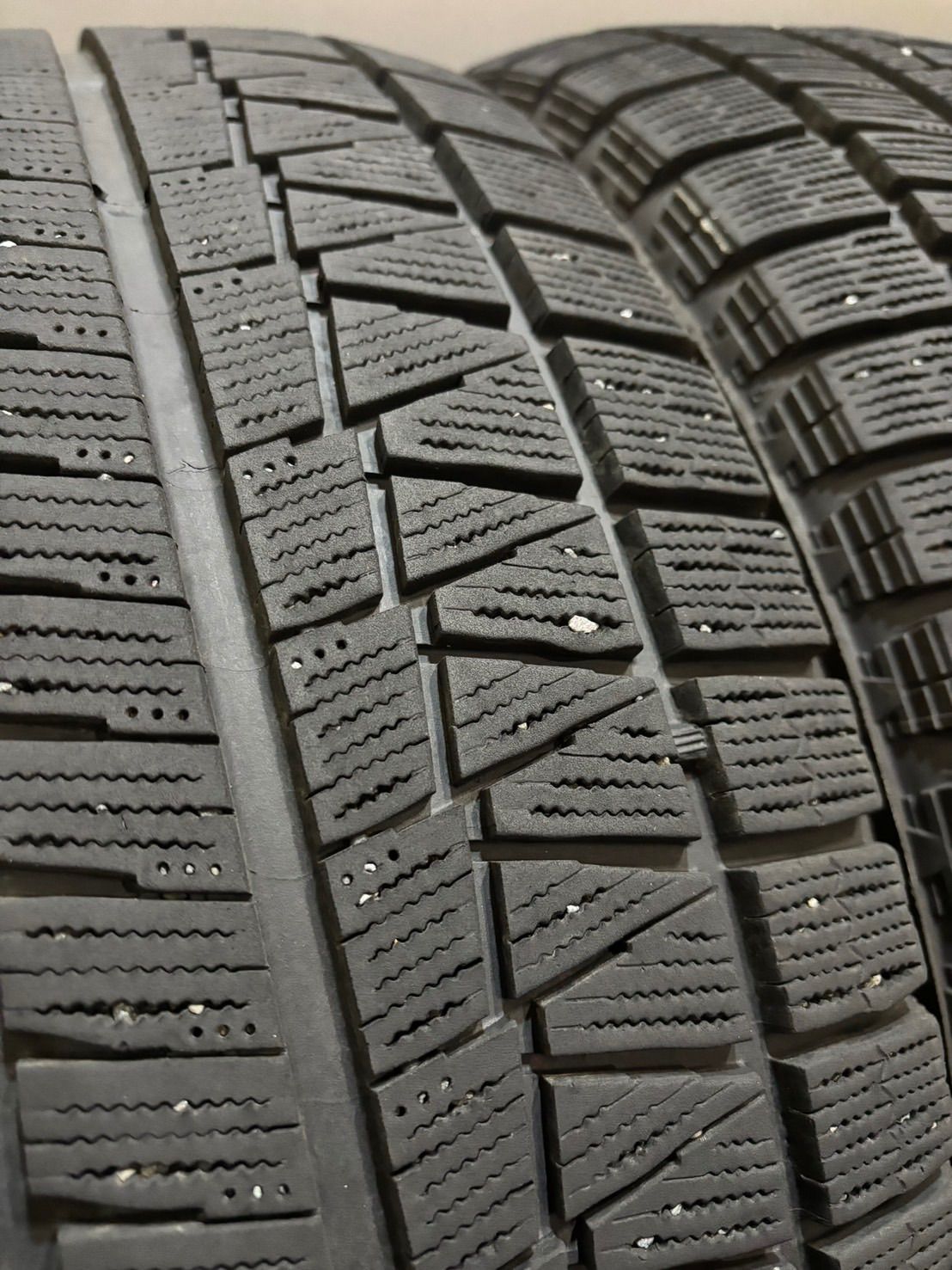 ☆215/55R17 BRIDGESTONE/ICEPARTNER 2 23年製 スタッドレス 4本