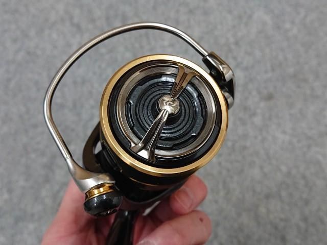 中古】 ダイワ 21 カルディア LT3000-XH スピニングリール (スプール