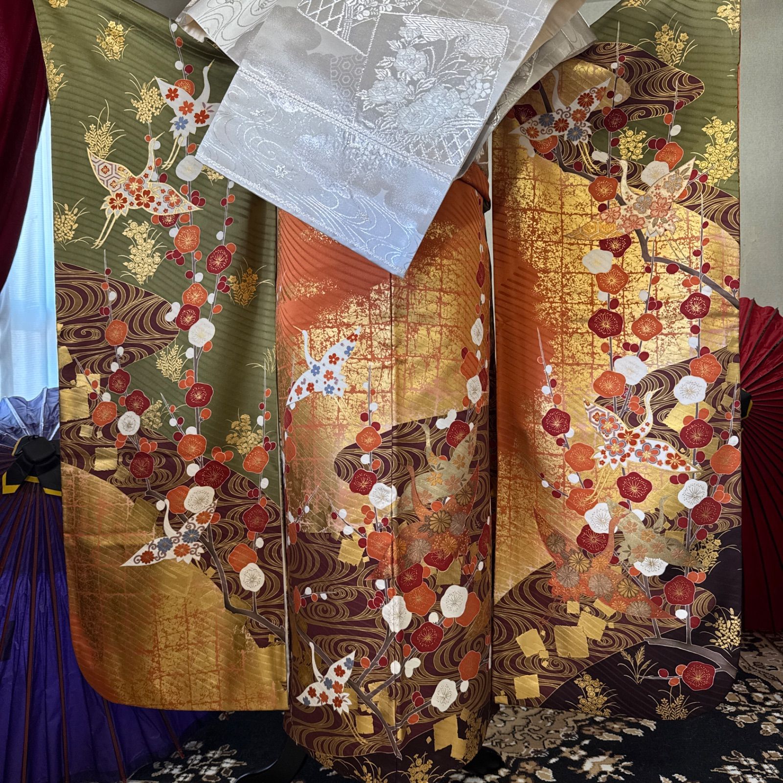ゆ*こ様 厳選◆大変豪華なアンティーク振袖◆正絹◆広衿◆裄63.5丈155.5 ゆ*こ様 厳選◇大変豪華なアンティーク振袖◇正絹◇広衿◇裄63.5