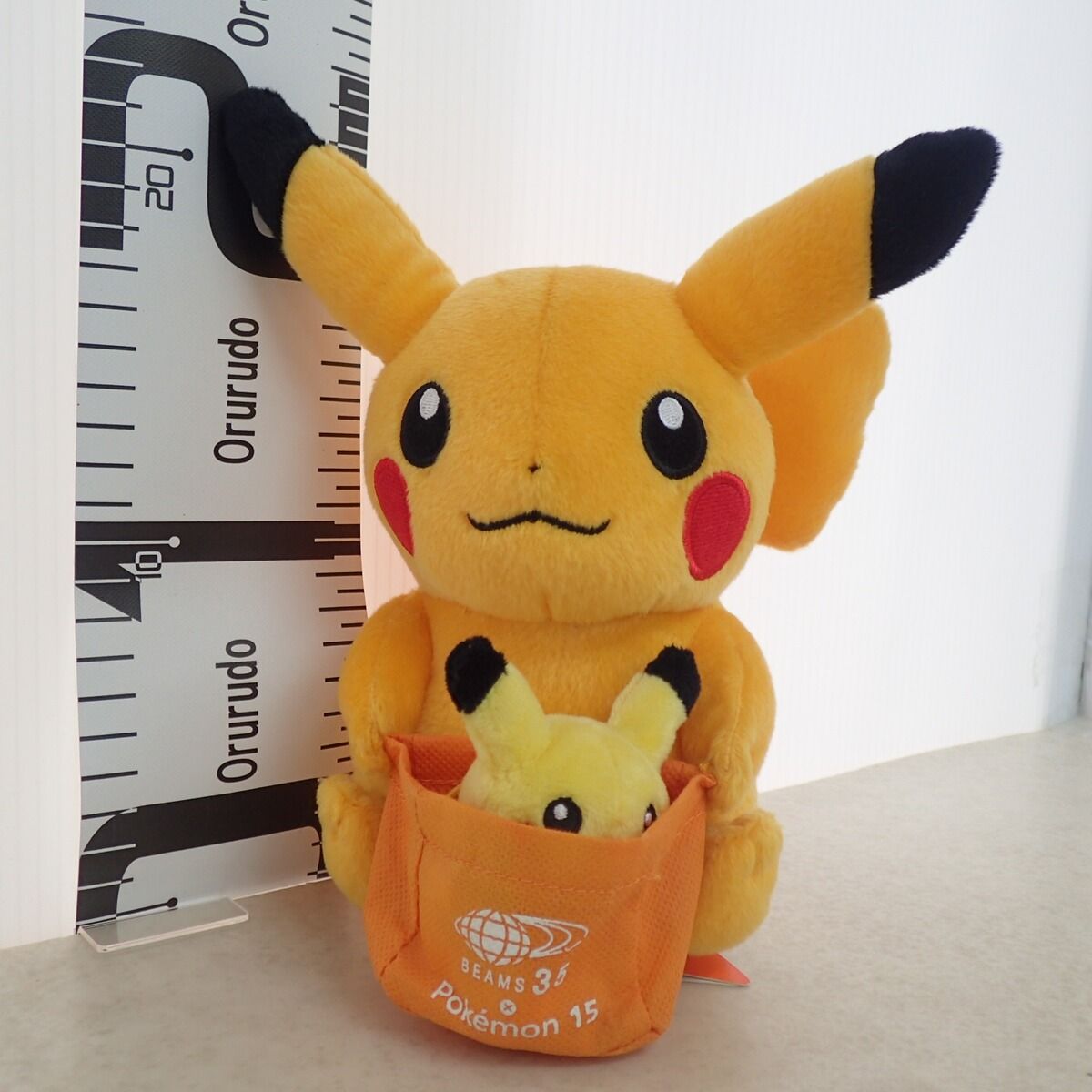 ポケモンセンター ぬいぐるみ BEAMS 色違いのピカチュウ 紙タグ付き