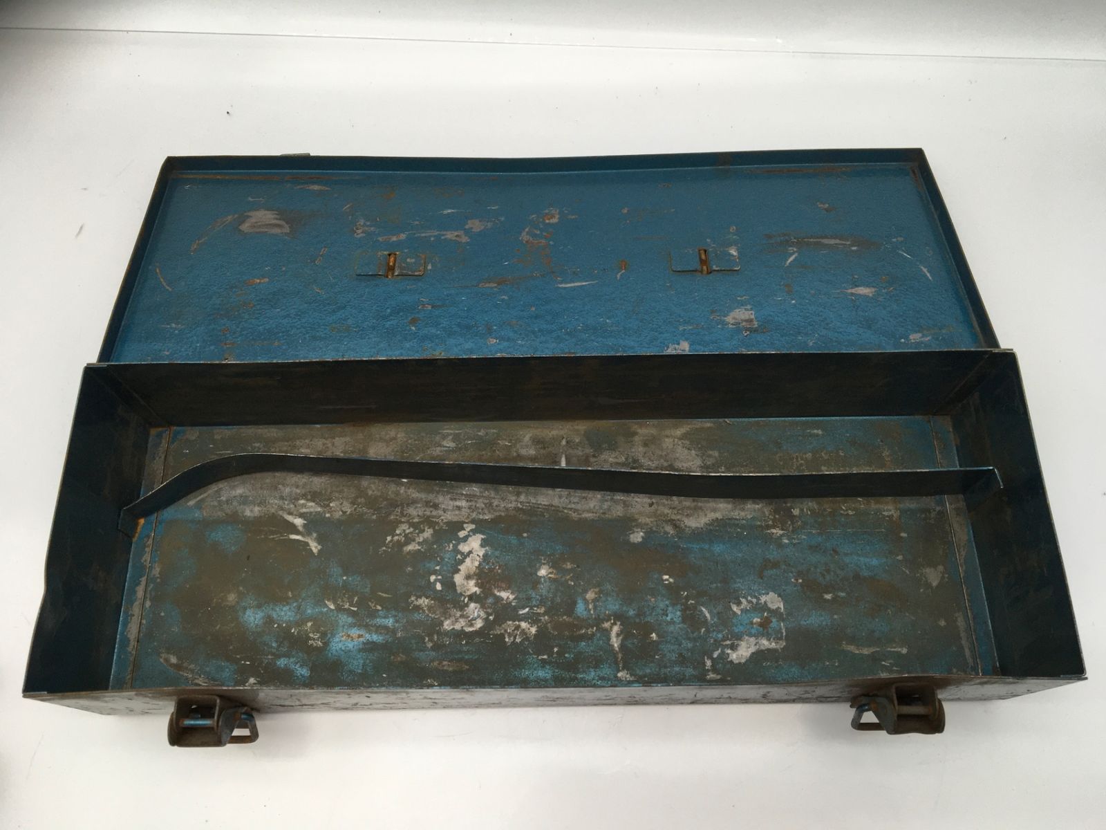  品 NC-TP-501型 〇 ベビーパンチ IT_WP 40 O 知立 M 04 その他 電動工具 エア工具