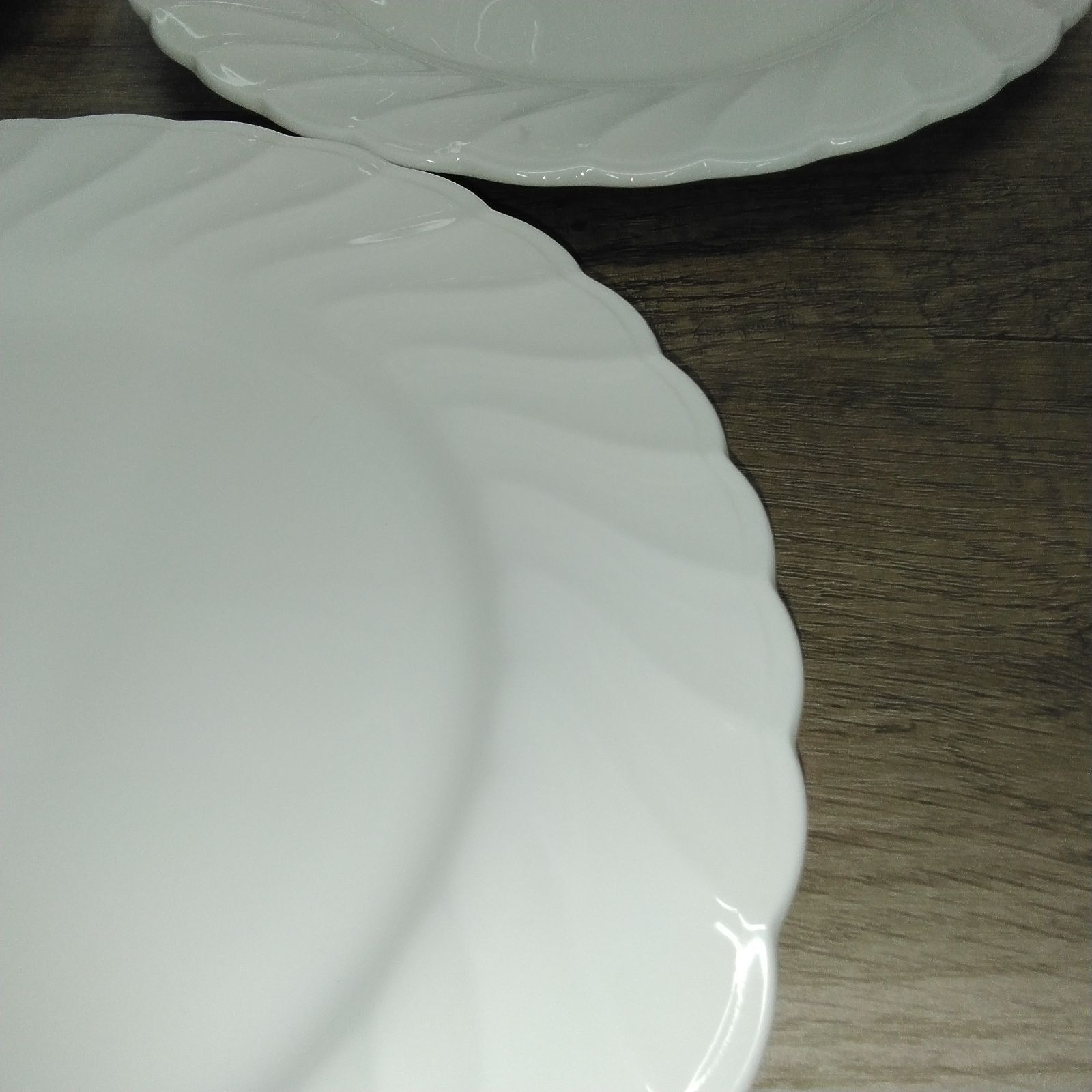 洋食器 Noritakeノリタケ ボーン・チャイナ 真っ白いお皿 中皿 平皿 5