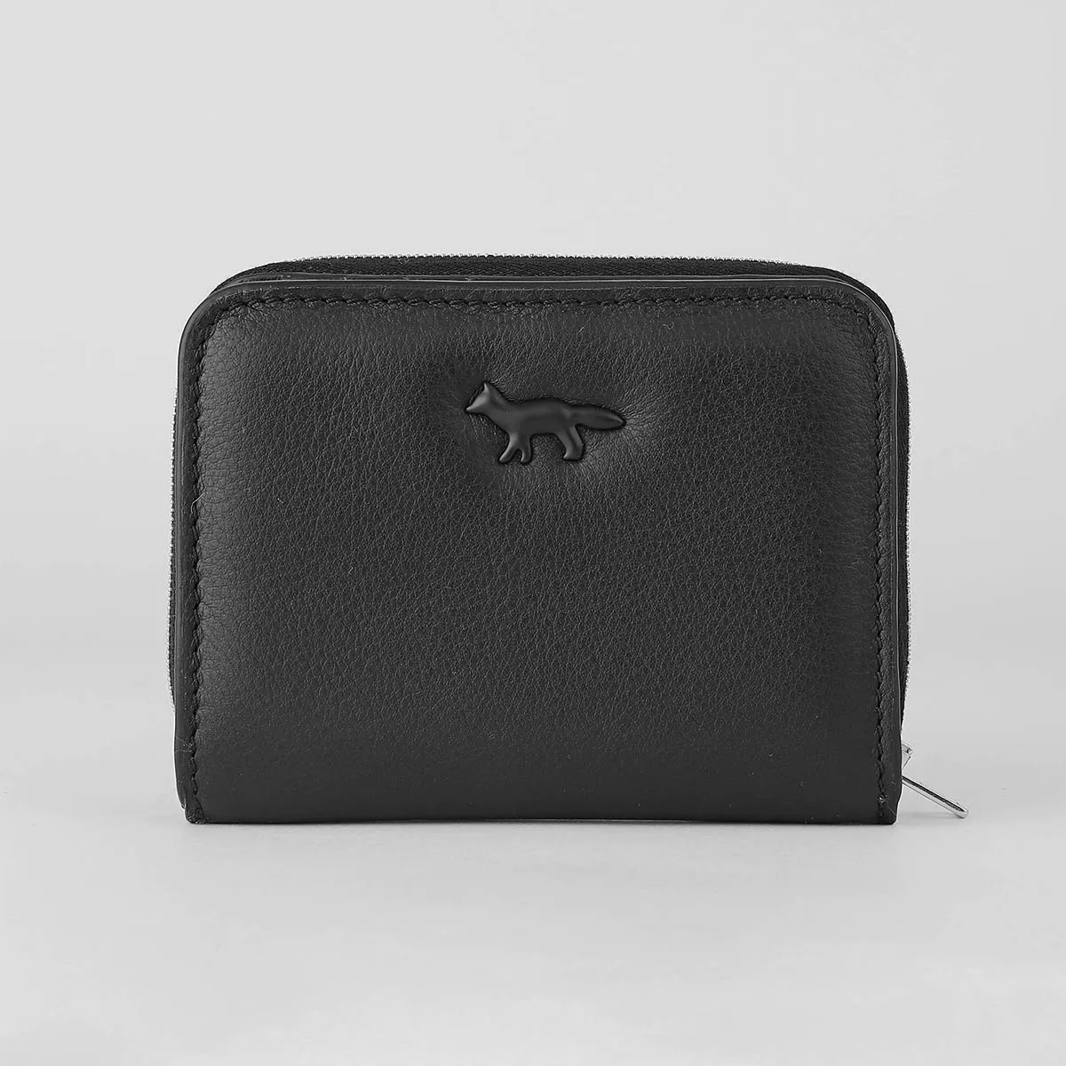 2026年最新】MAISON KITSUNE 二つ折り財布の人気アイテム - メルカリ