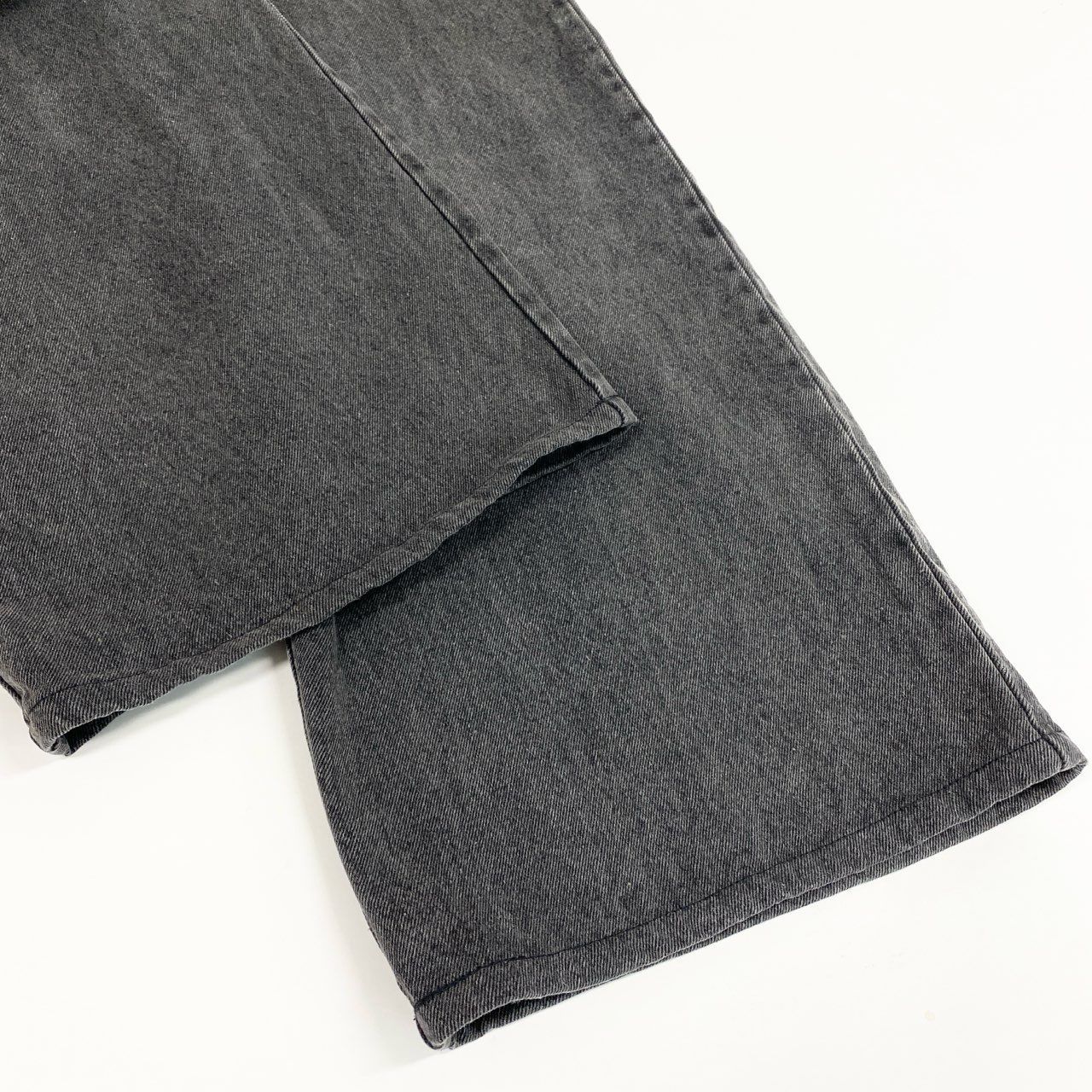 71a23 CHANEL シャネル 2020年 ライオンボタン ワイド デニムパンツ  