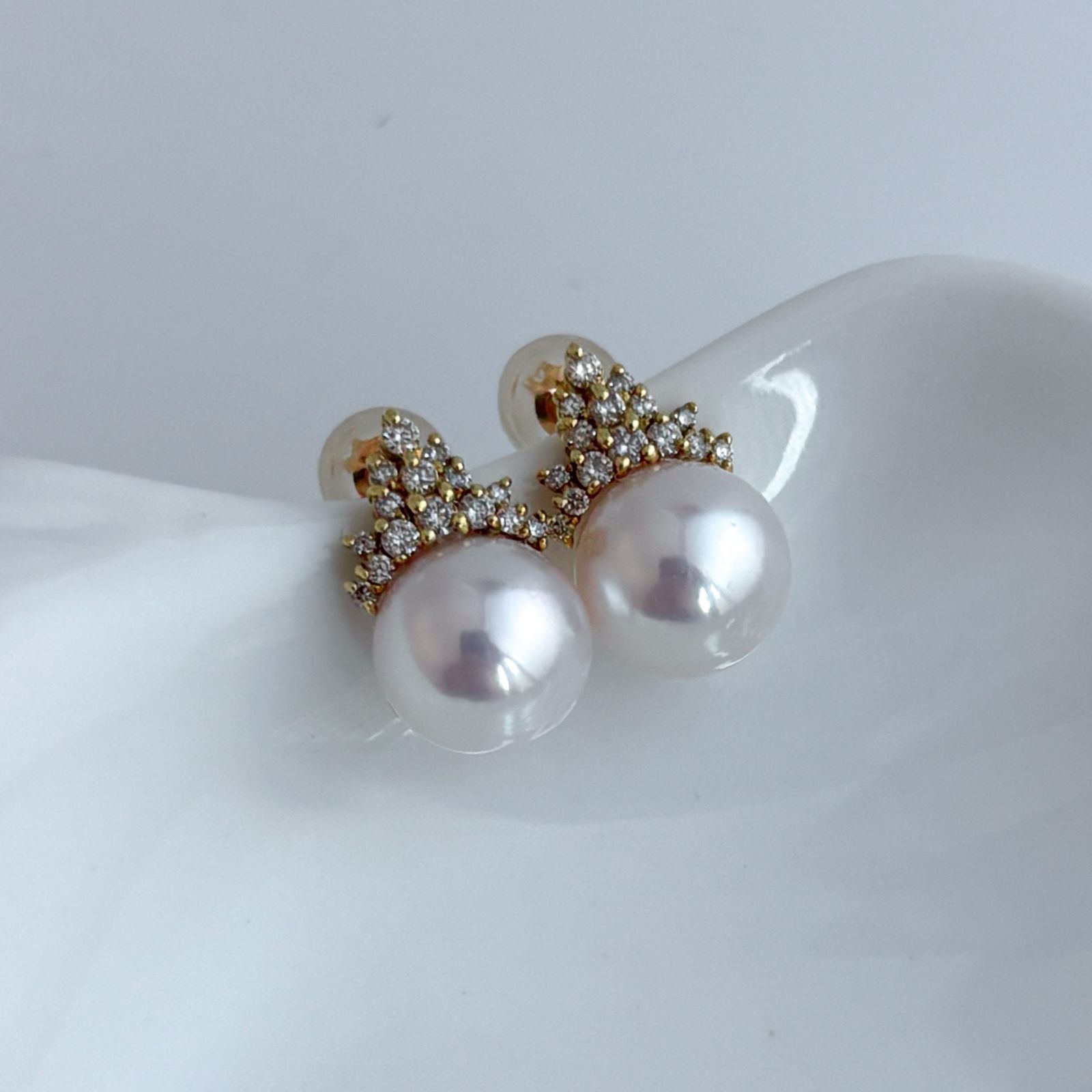 あこや本真珠 テリ抜群 K18ピアス 8-8.5mm ダイヤモンド - メルカリ