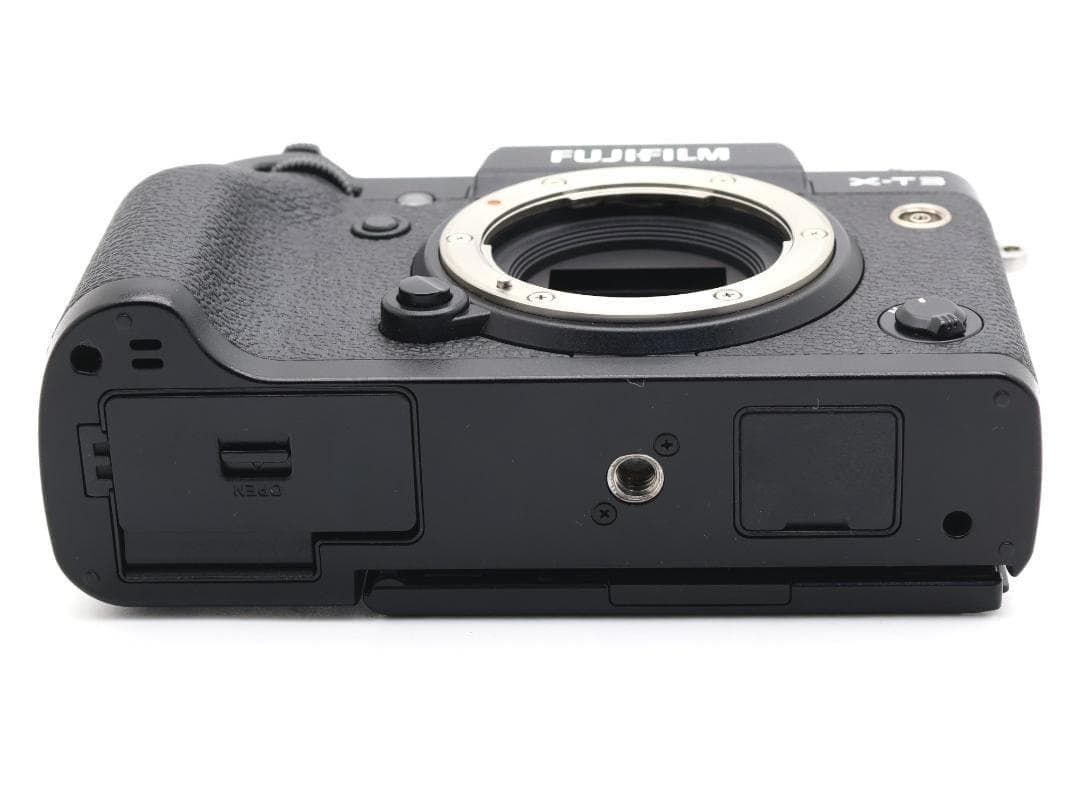 ■完動品 ほぼ新品　FUJIFILM X-T3ミラーレス一眼　ショット数2！ □完動品 ほぼ新品 FUJIFILM X-T3ミラーレス一眼 ショット数2！ - メルカリ