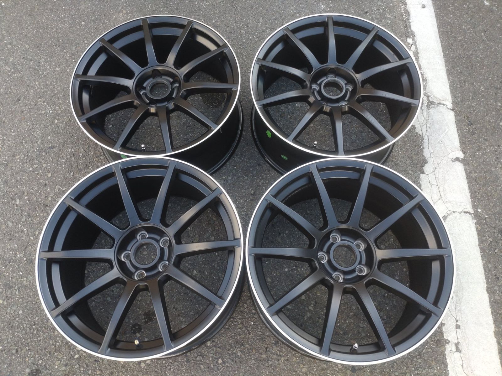 ベンツ　Eクラス　Sクラス　アウディ　A5等　18インチ　社外　アルミホイール 8.5J＋35/9.5J+35　 PCD112-5穴 　　4本